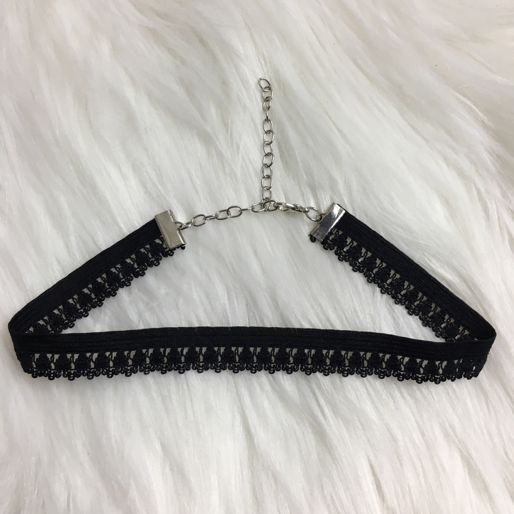 Stretchy black choker necklace